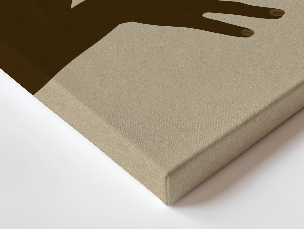 Close-up of the Held canvas: the texture and the image wrapping around the edge