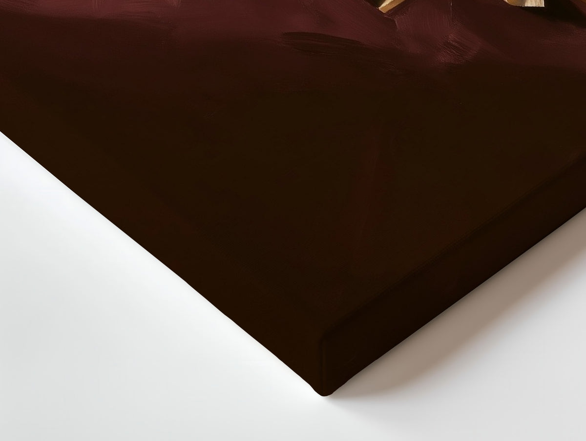 Close-up of the Reader in Burgundy canvas: the texture and the image wrapping around the edge